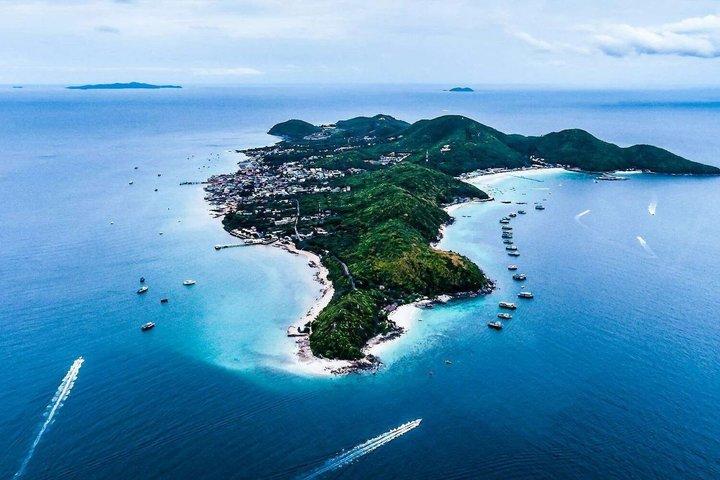 Phuket Coral Island Tour from Pattaya by Speedboat with Lunch
