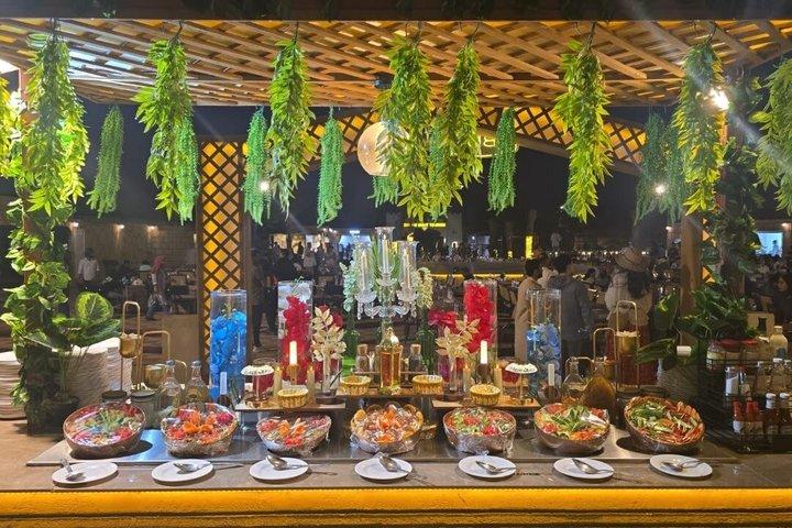 VIPプレミアムドバイデザートサファリ（ラクダ乗り付き）とライブショー