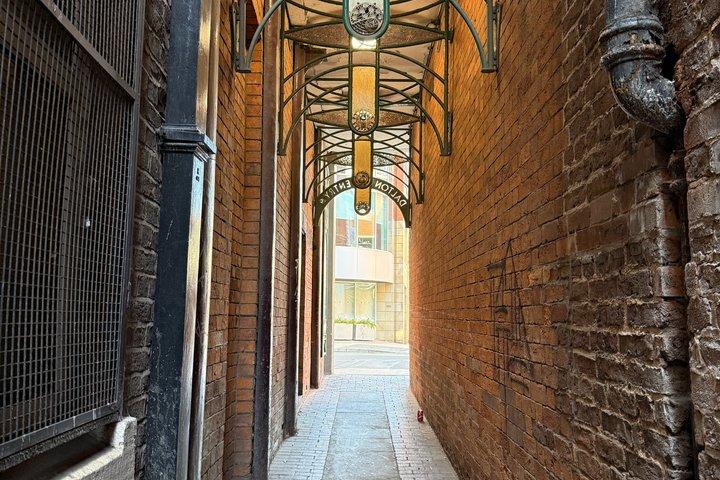 Manchester Self-Guided Murder Mystery Walking Trail UK