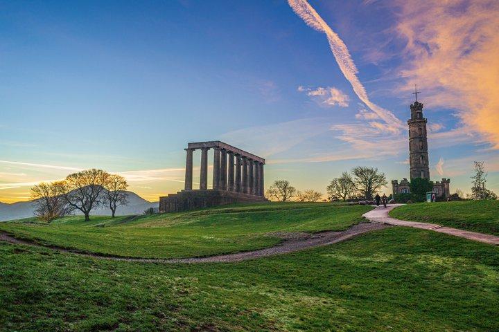 Edinburgh Acropolis and Gin Distillery EBike Tour