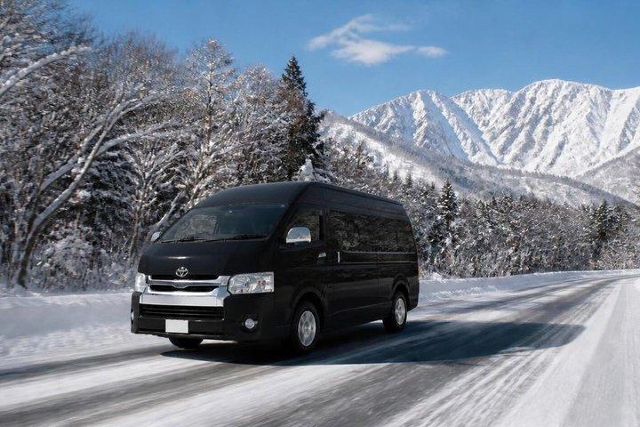 Tokyo to GALA Round-Trip Shared Transfer with Ski Pass Option