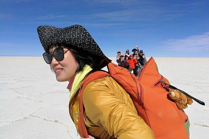 Uyuni Salt 1 dagstur med guide på engelska + Lunch och solnedgång