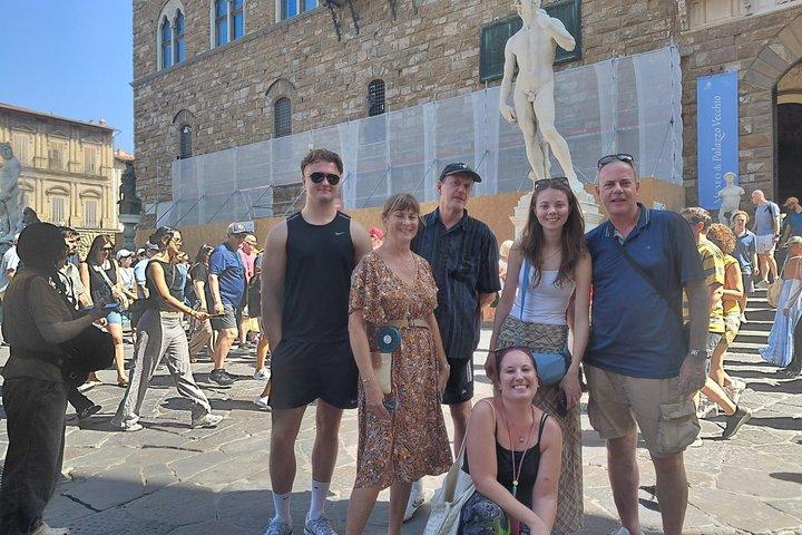 Florence Private Walking Tour with Guide and Wine Window