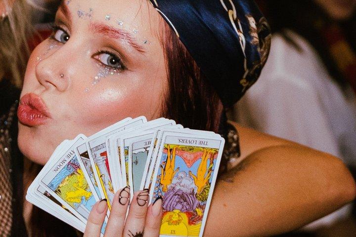 ポルトのハロウィンパブクロール 4つのバー+1つのクラブ、怖いゲーム&ドリンク7杯