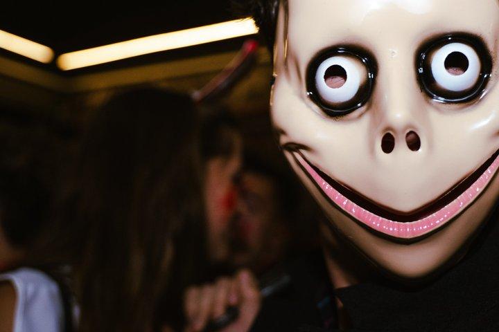 ポルトのハロウィンパブクロール 4つのバー＋1つのクラブ、怖いゲーム＆ドリンク7杯