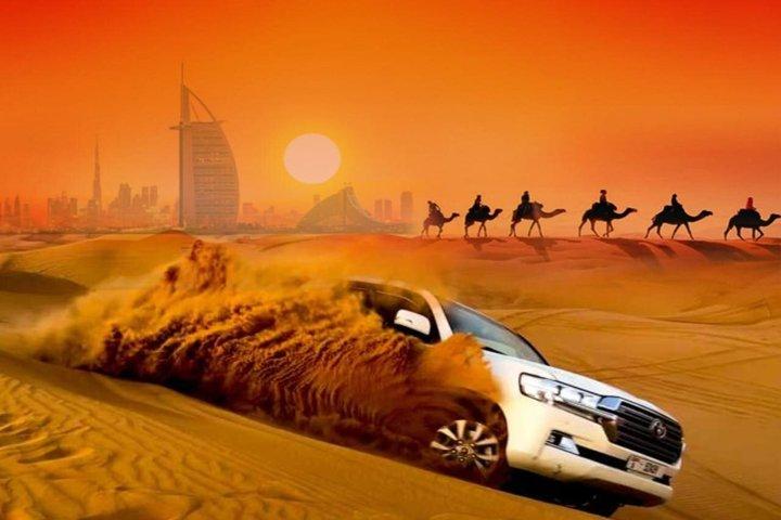Safari Premium no Deserto, Recolha/Entrega, Passeio de Camelo, Quadriciclo e Jantar