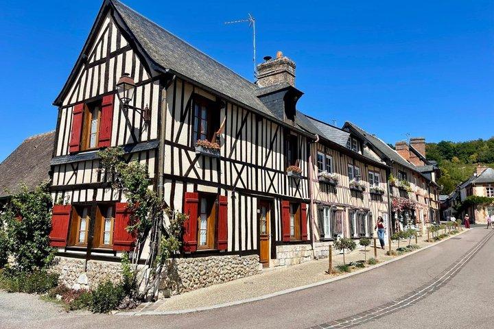 パリ発 ドーヴィル、オンフルール、ノルマンディー田園地帯ツアー