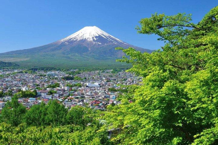 一日で楽しむ富士山の4つの象徴的な絶景スポットを発見しよう