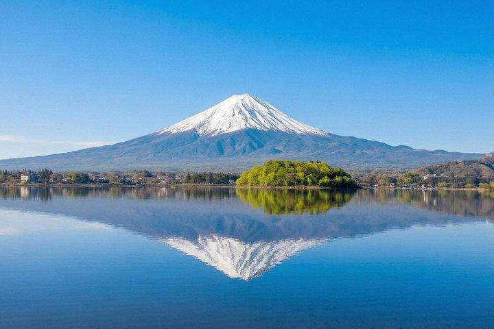 一日で楽しむ富士山の4つの象徴的な絶景スポットを発見しよう