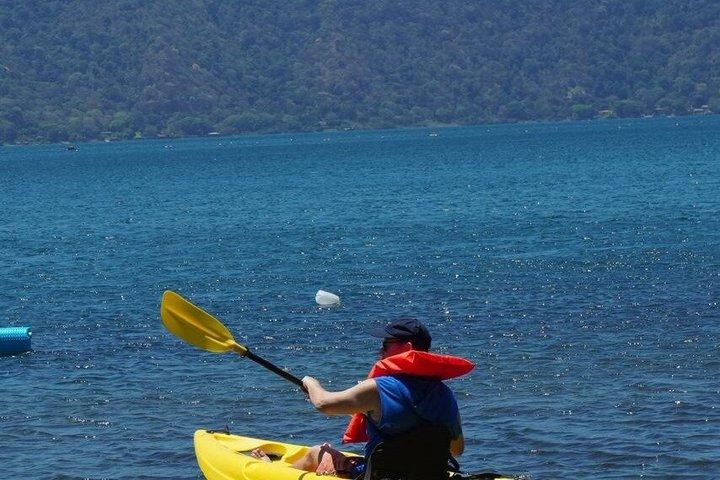 Lake Coatepeque Breakfast and Kayak Experience