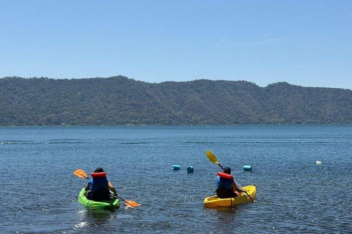 Lake Coatepeque Breakfast and Kayak Experience