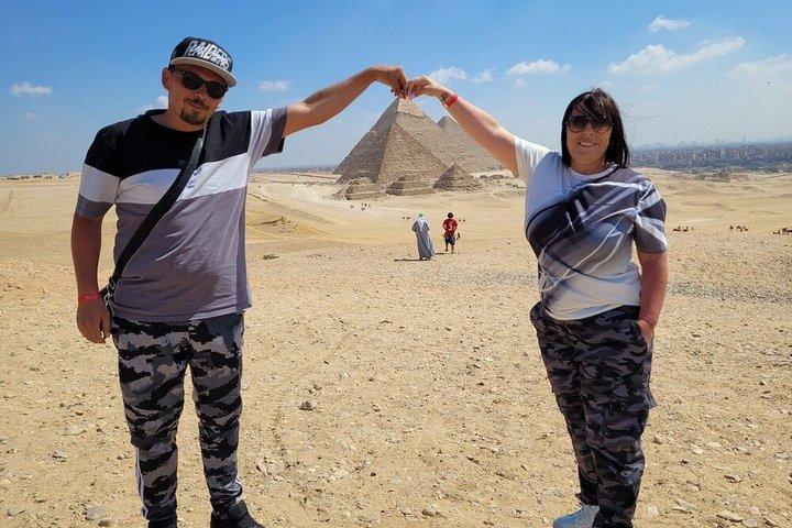 カイロのピラミッド、スフィンクス、大エジプト博物館を探索