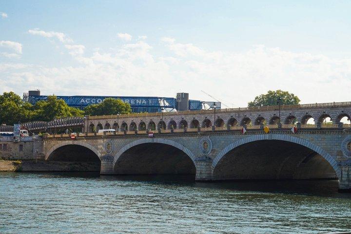 Selbstgeführte Tour entlang der Seine in Paris