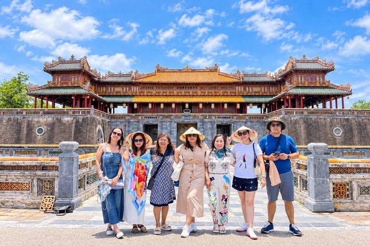 Da Nang/Hoi An: Hue Imperial City via Hai Van Pass Private Tour