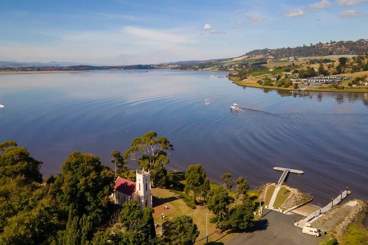 Tamar Valley Lunch Cruise with Wine Tasting