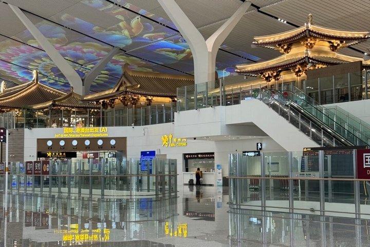 西安空港からホテルへの往復プライベート送迎