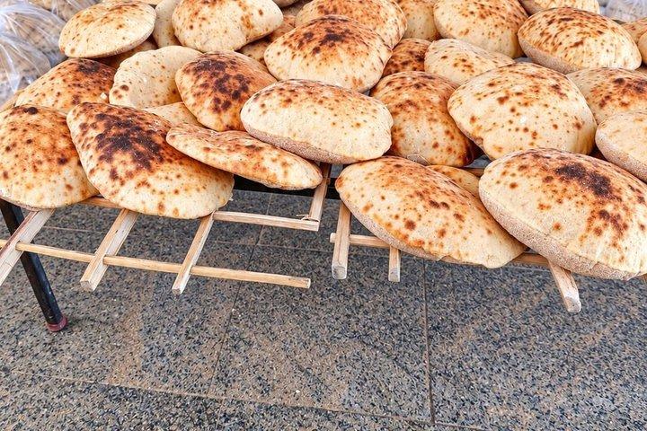 ハルガダ市内ツアー：ローカルマーケット試食＆エル・ミナ・モスク
