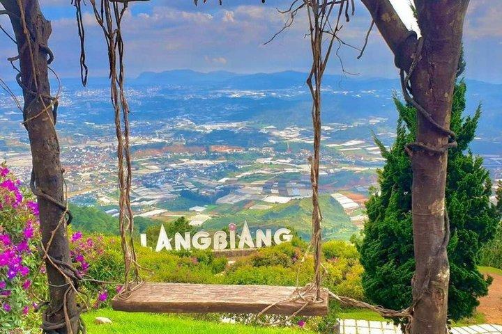 ダラットより:ランビアン山、クレイジーハウス、ダタンラ滝