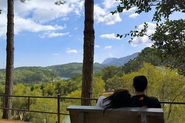 ダラットより：ランビアン山、クレイジーハウス、ダタンラ滝