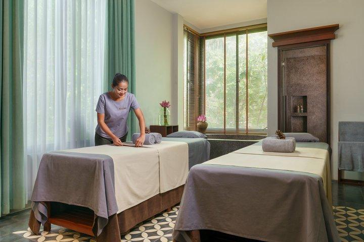 AROMATHERAPY MASSAGE 90 mins