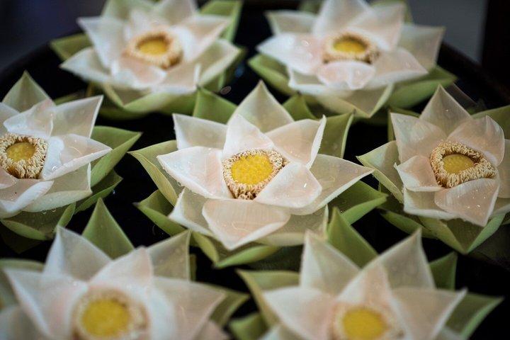 AROMATHERAPY MASSAGE 90 mins