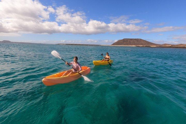 Private Catamaran trips to Lobos Island in Lagoon 400