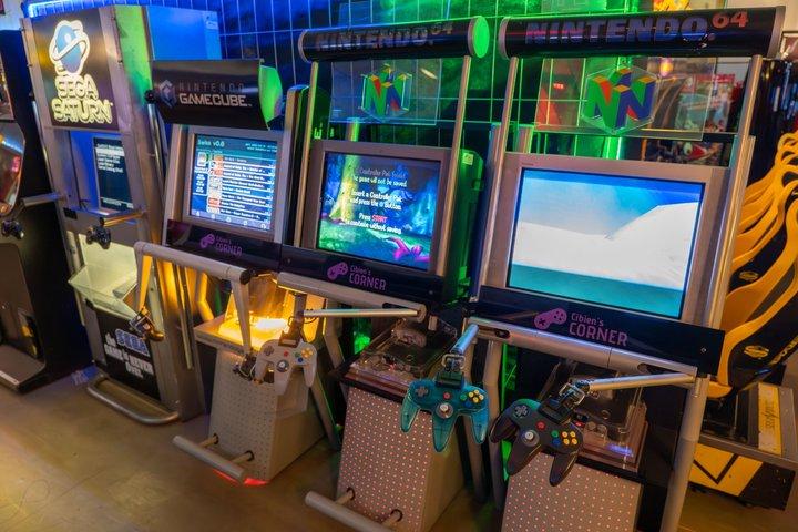 Cyber Arcade: 180 + Giochi Retro e Moderni Illimitati