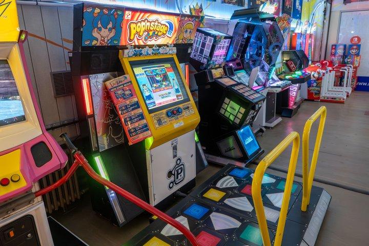 Cyber Arcade: 180 + Giochi Retro e Moderni Illimitati