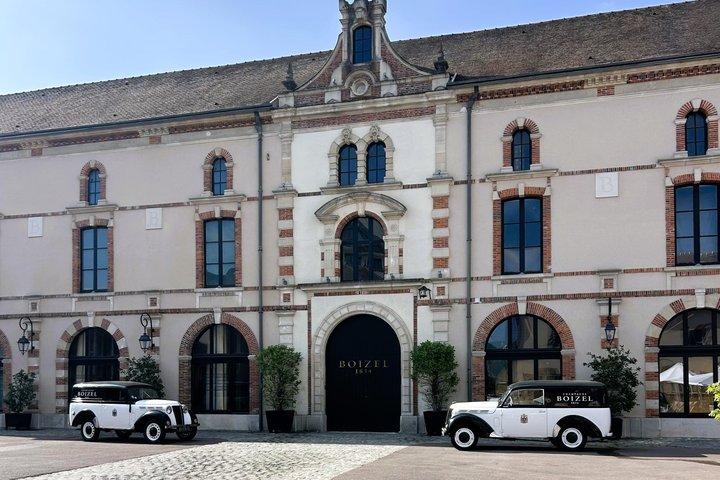 シャンパン少人数ツアー 2つのワイナリー エペルネとオ・ヴィレール