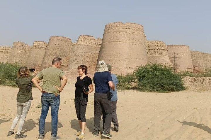 インダス渓谷ツアー パキスタンの古代文明を発見する