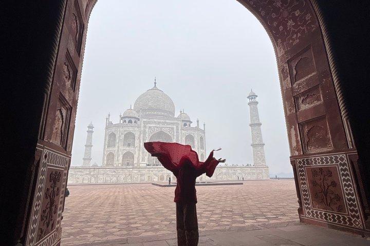 Taj Mahal: A Slow Storytelling Experience