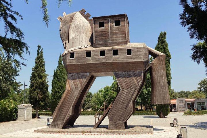 Troy Full-Day Tour from Istanbul with Lunch and Guided Visit