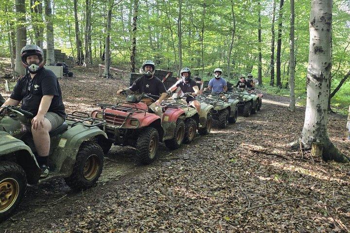 クラクフより：エクストリームクアッドバイクアドベンチャー ATV 4x4 森と丘