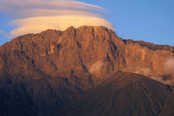 4 Days Mount Meru Trekking