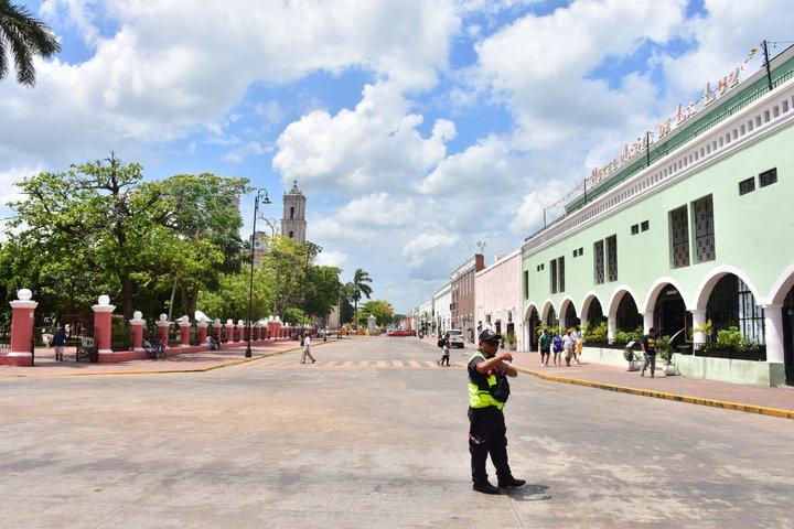 Chichen Itza & Cenotes Xkeken,Samula & Valladolid From Cancun