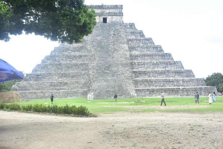 Chichen Itza & Cenotes Xkeken,Samula & Valladolid From Cancun