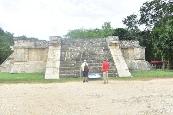 Chichen Itza & Cenotes Xkeken,Samula & Valladolid From Cancun