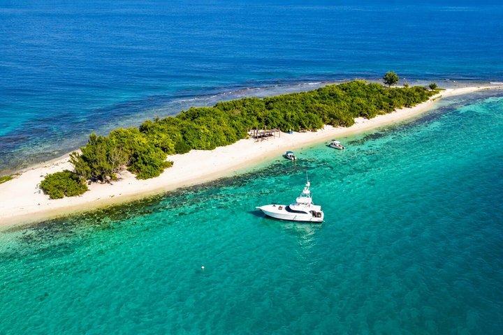 Private Island Experience with Lunch and Transportation
