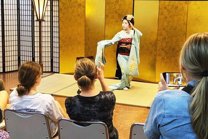 MAIKOの紹介: Meet-&-Greet、京都で舞妓ショー&体験