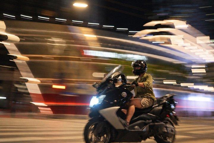 プロの撮影付きプライベート上海バイクツアー