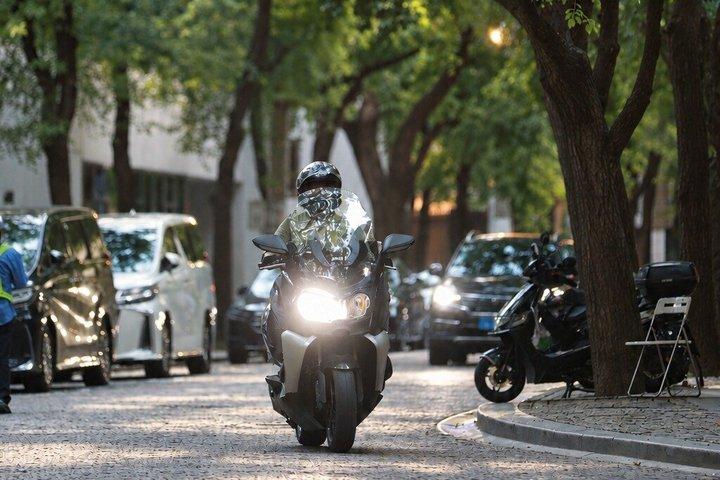 プロの撮影付きプライベート上海バイクツアー