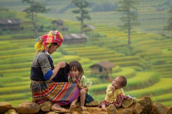 Sapa 2 Days Trekking and Local Family Homestay Experience