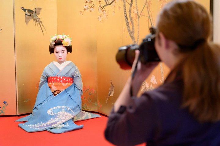 Kyoto Maiko or Samurai Transformation and Tea Ceremony