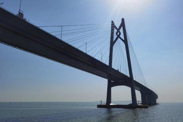 深圳プライベートクルーズツアー 香港珠海マカオ橋の眺め