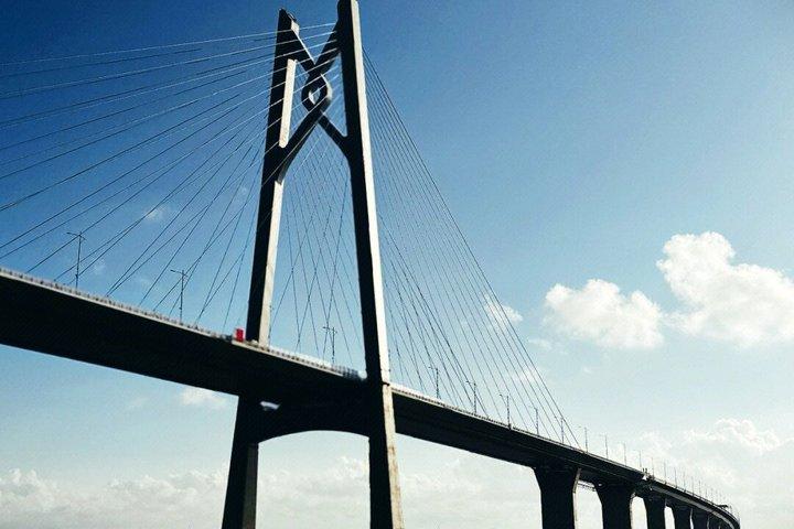 深圳プライベートクルーズツアー 香港珠海マカオ橋の眺め