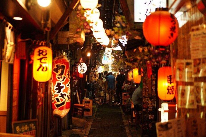 渋谷ナイトウォーキングツアー：日本の隠された側面（2時間）