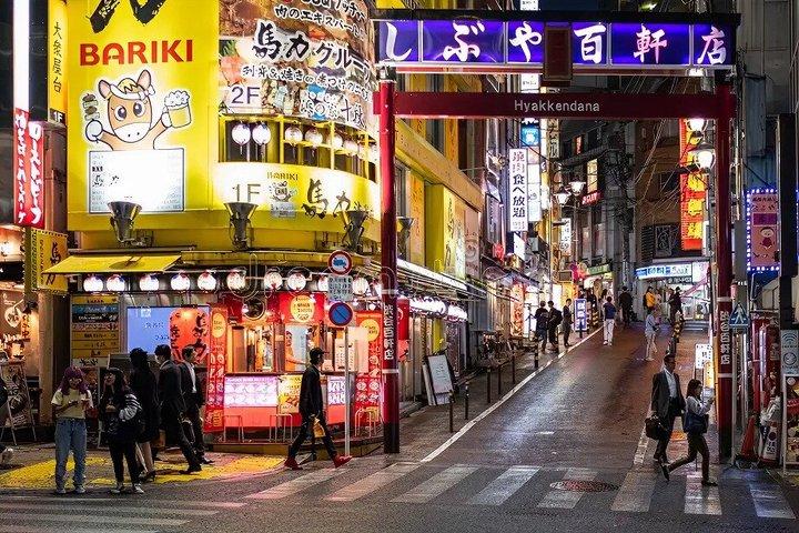 渋谷ナイトウォーキングツアー：日本の隠された側面（2時間）