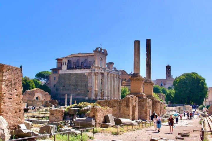 Colosseum Express : Guide + Regular Entry | Small Group