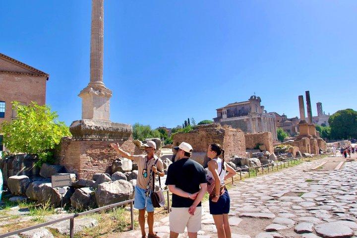 Colosseum Express : Guide + Regular Entry | Small Group