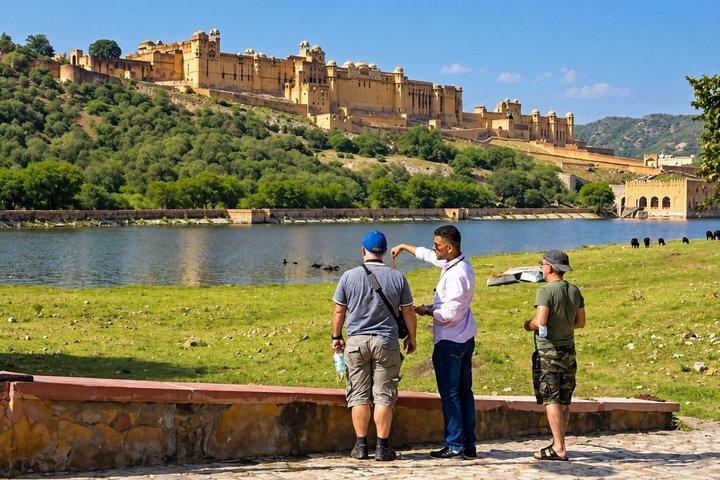 Four-Day Luxury Golden Triangle Tour to Agra & Jaipur From Delhi